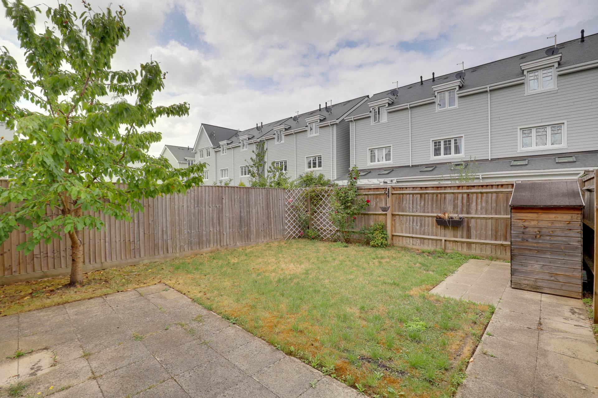 Additional Property Image 4 bedroom Semi Detached for sale in Reading 2
