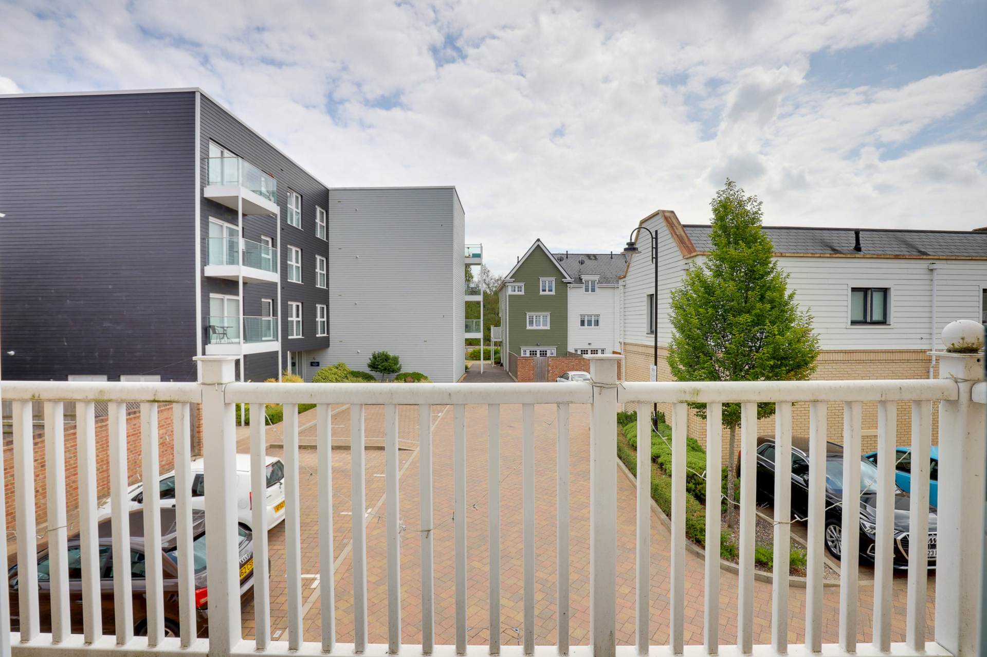 Additional Property Image 4 bedroom Semi Detached for sale in Reading 10