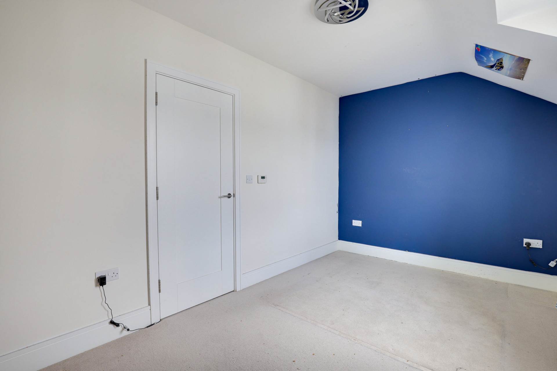Additional Property Image 4 bedroom Semi Detached for sale in Reading 15