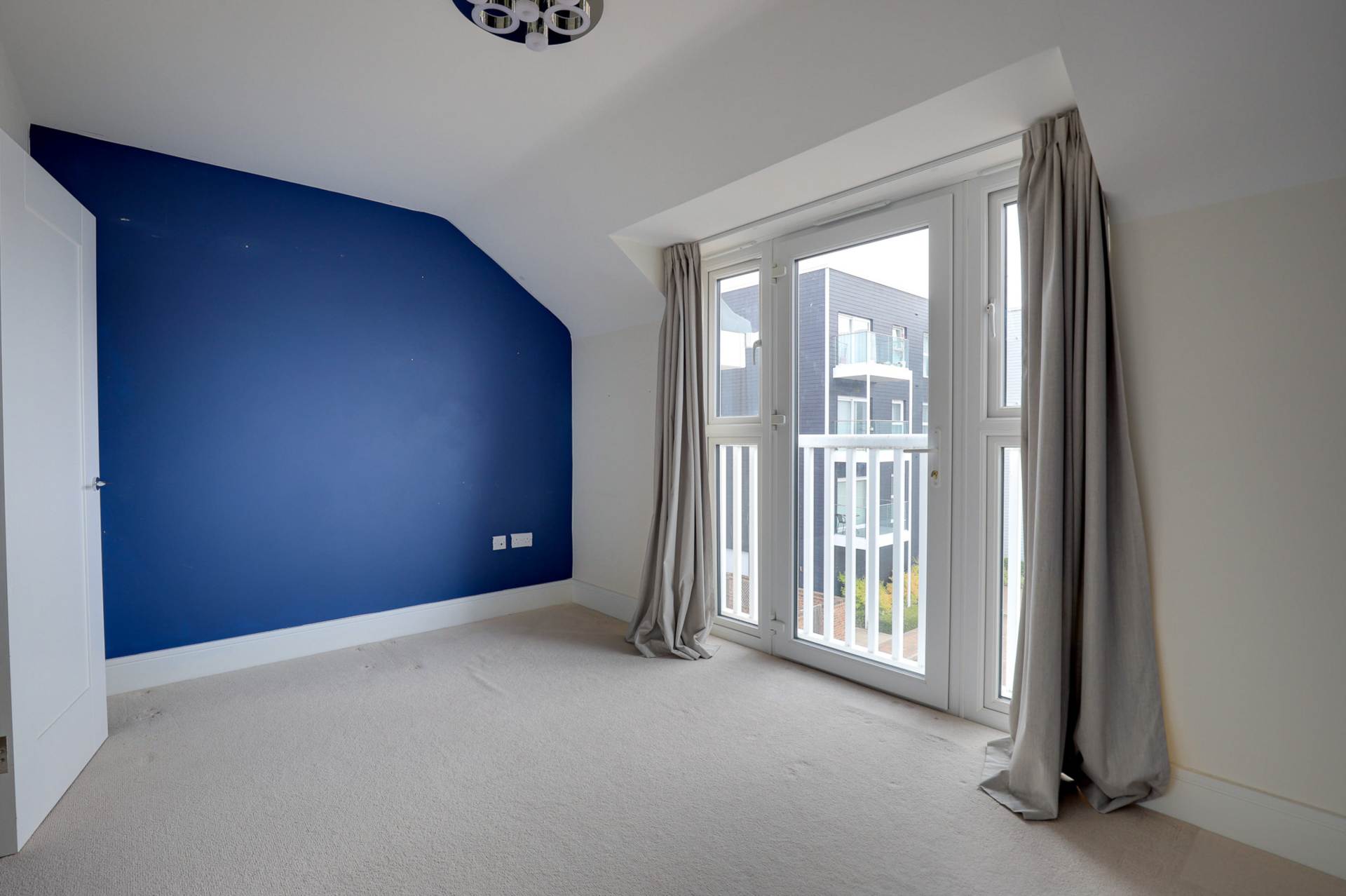 Additional Property Image 4 bedroom Semi Detached for sale in Reading 20