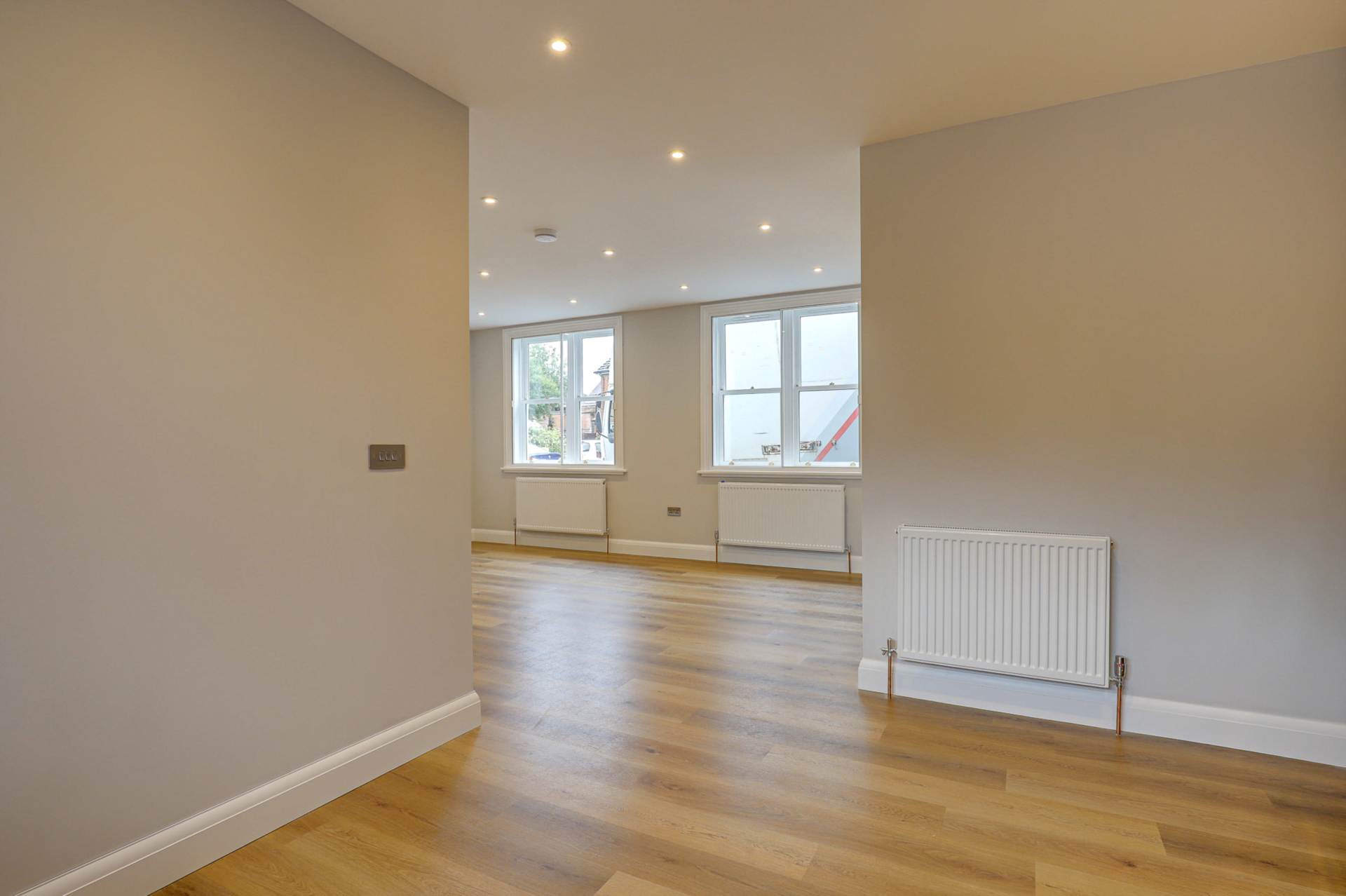 Additional Property Image 2 bedroom Apartment for sale in Reading 8