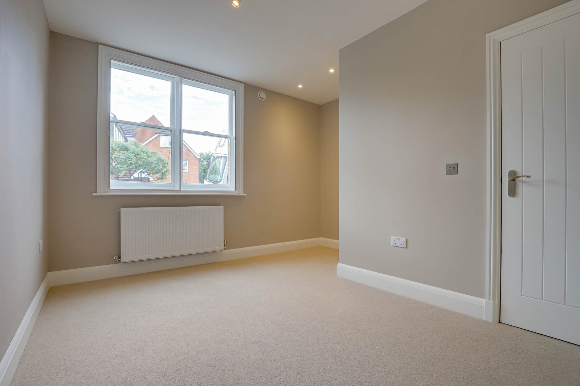 Additional Property Image 2 bedroom Apartment for sale in Reading 13