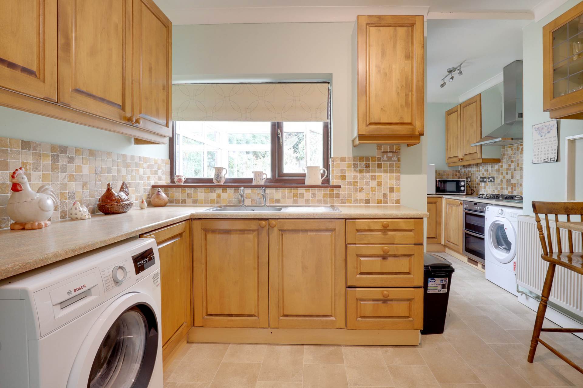 Additional Property Image 4 bedroom Detached Bungalow for sale in Reading 7