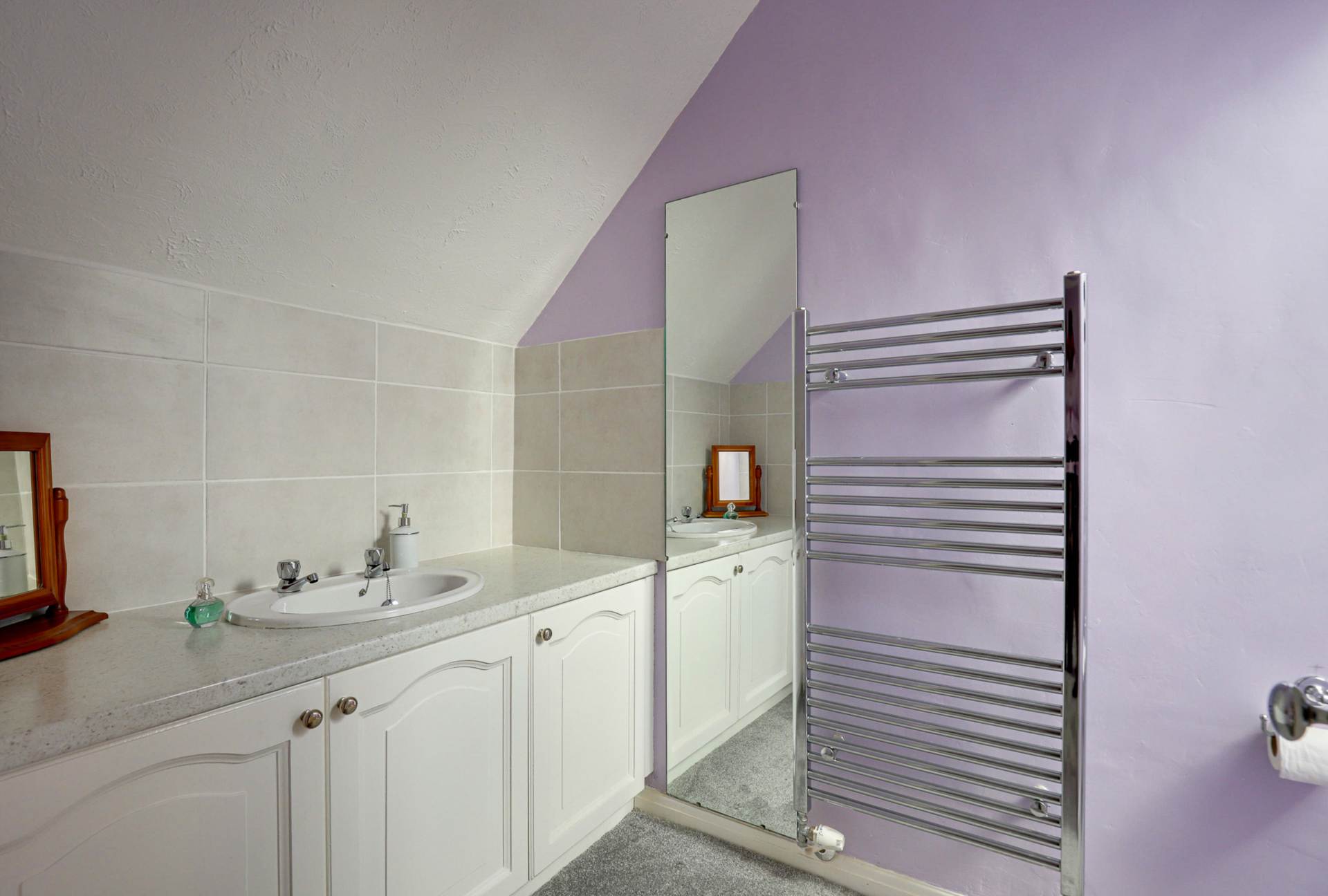 Additional Property Image 4 bedroom Detached Bungalow for sale in Reading 10