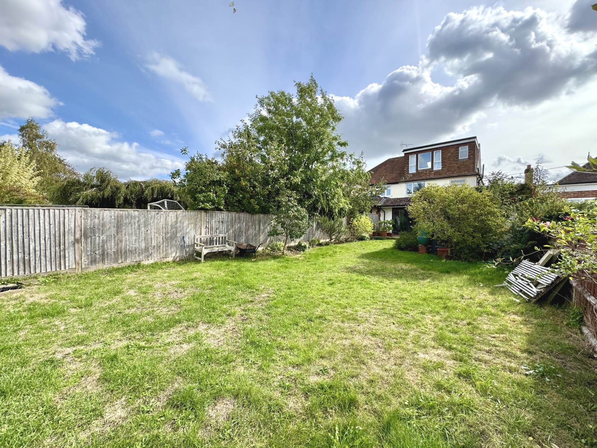 Additional Property Image 4 bedroom Semi Detached for sale in Reading 2