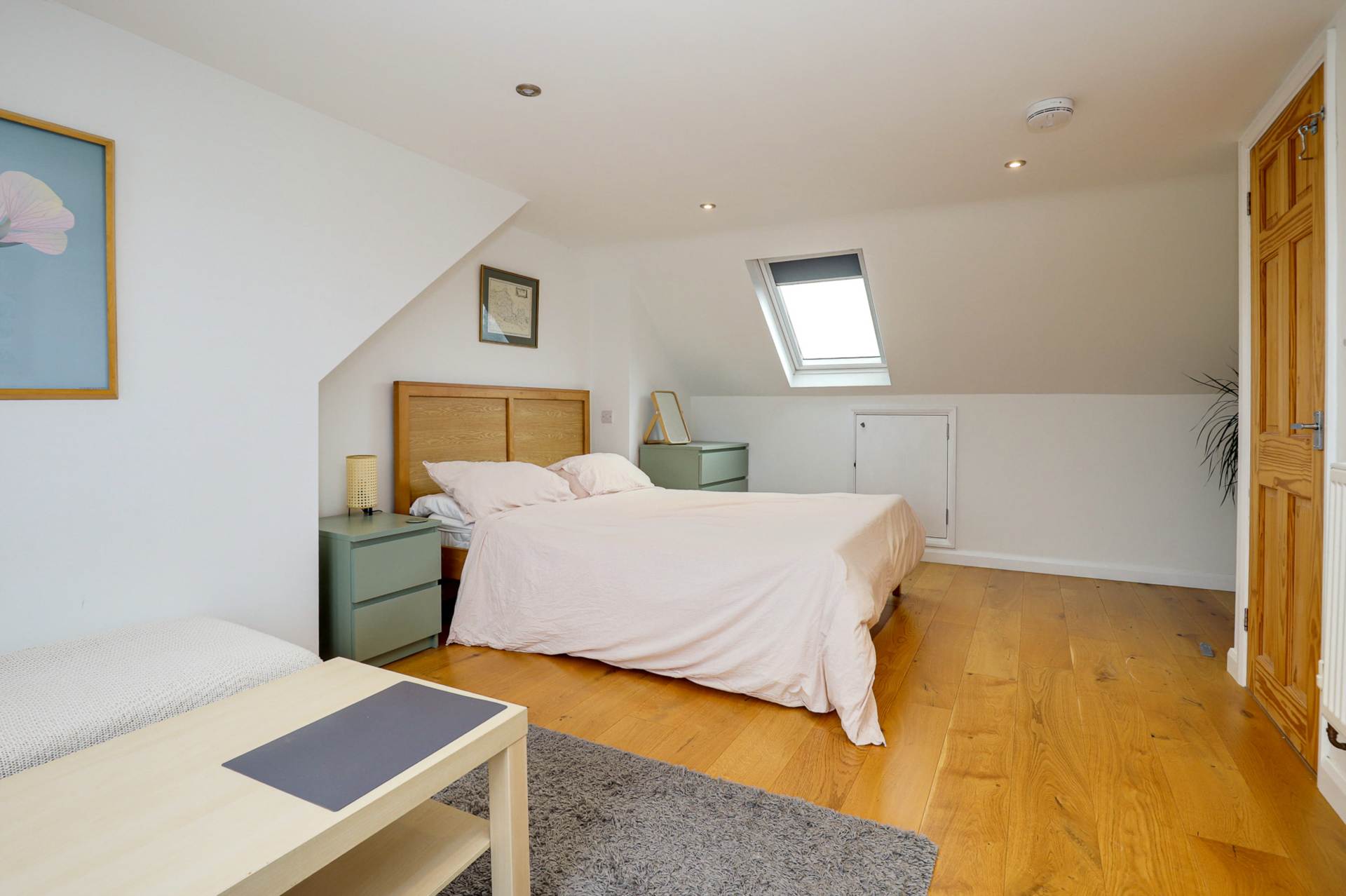 Additional Property Image 4 bedroom Semi Detached for sale in Reading 16