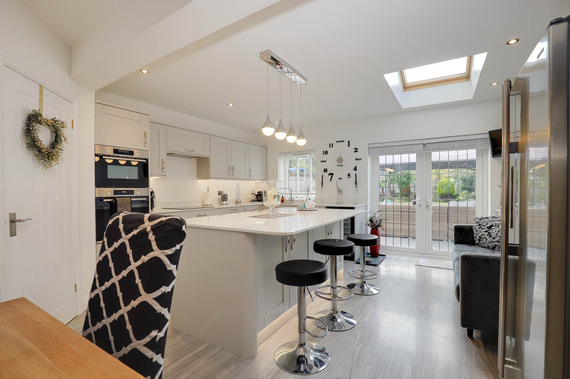 Additional Property Image 4 bedroom Semi Detached for sale in Reading 3