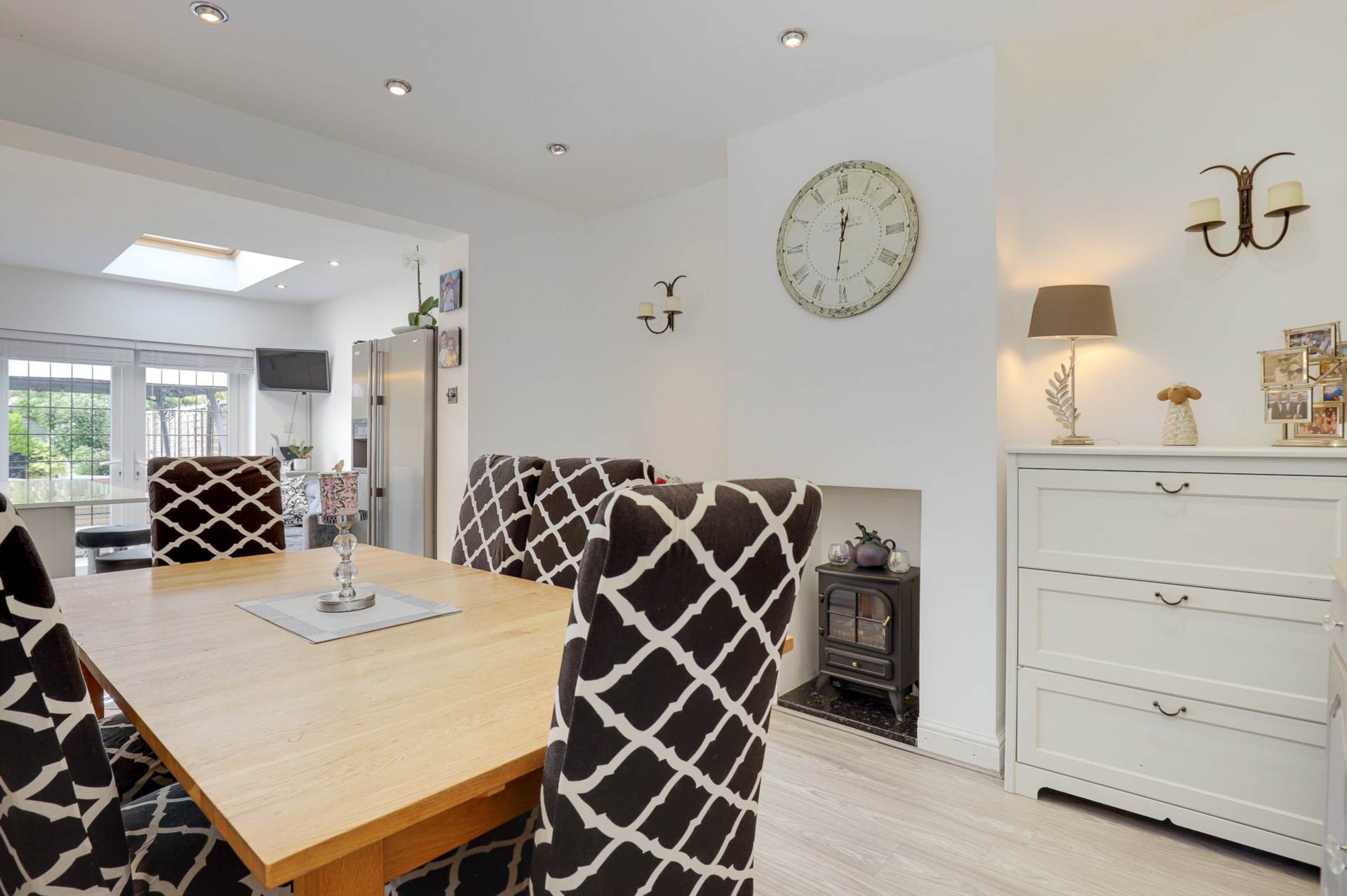 Additional Property Image 4 bedroom Semi Detached for sale in Reading 7