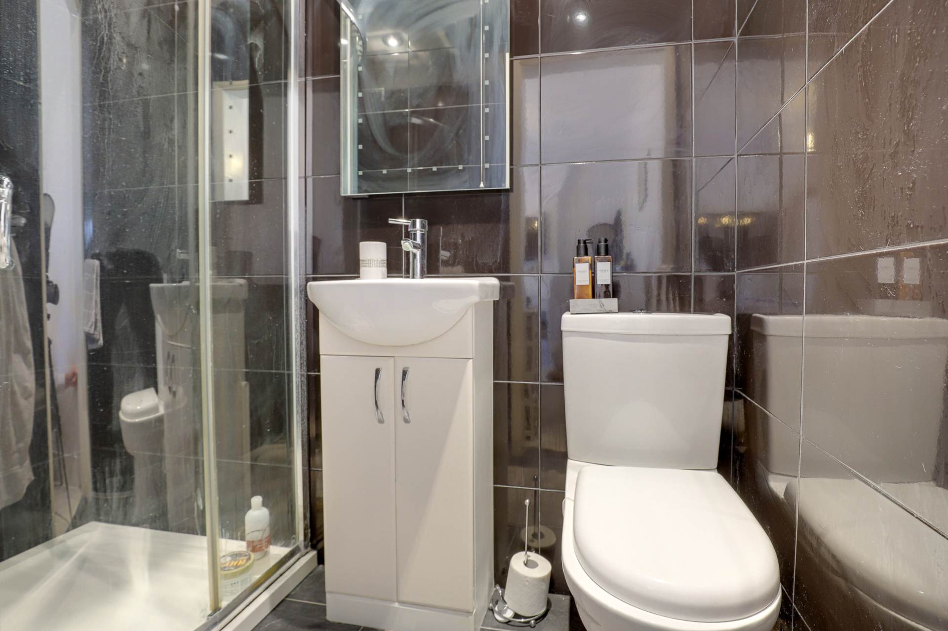 Additional Property Image 4 bedroom Semi Detached for sale in Reading 14