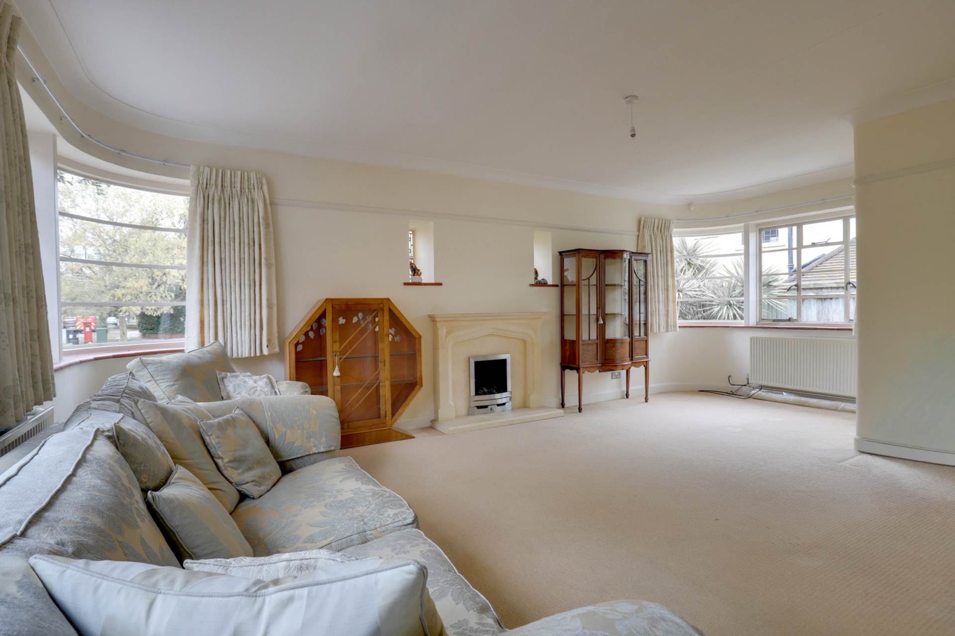 Additional Property Image 3 bedroom Detached for sale in Reading 6
