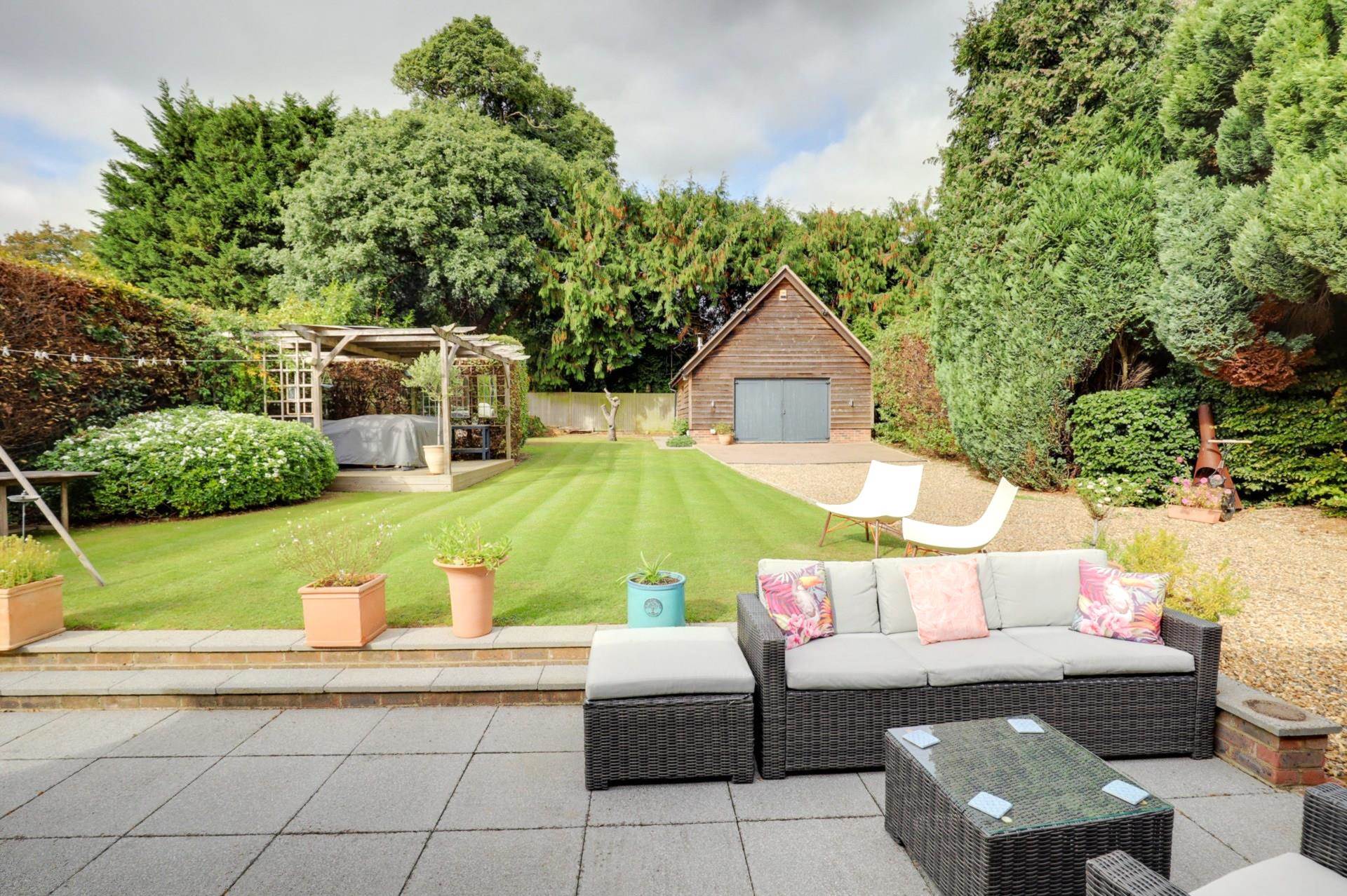 Additional Property Image 3 bedroom Detached for sale in Reading 4