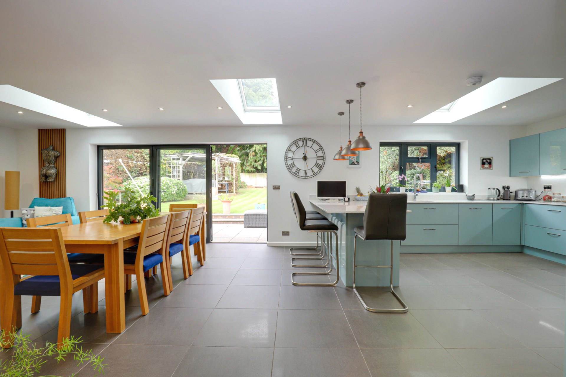 Additional Property Image 3 bedroom Detached for sale in Reading 7