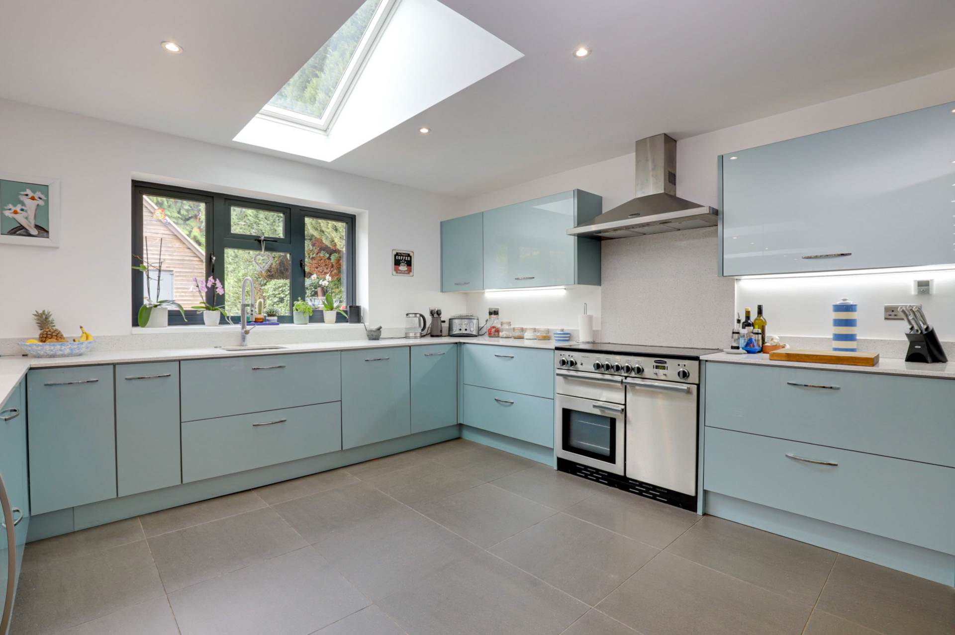 Additional Property Image 3 bedroom Detached for sale in Reading 9