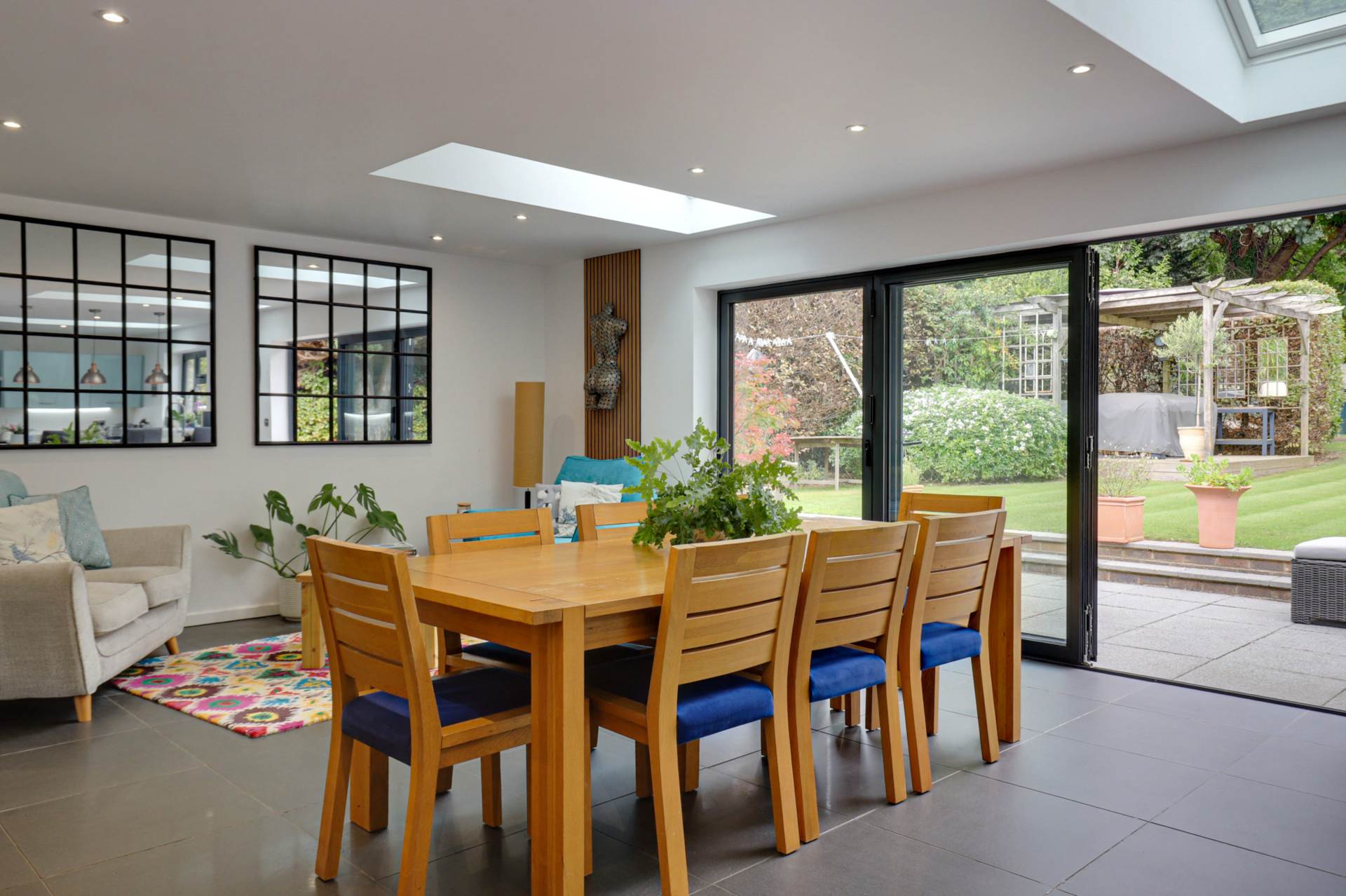 Additional Property Image 3 bedroom Detached for sale in Reading 13