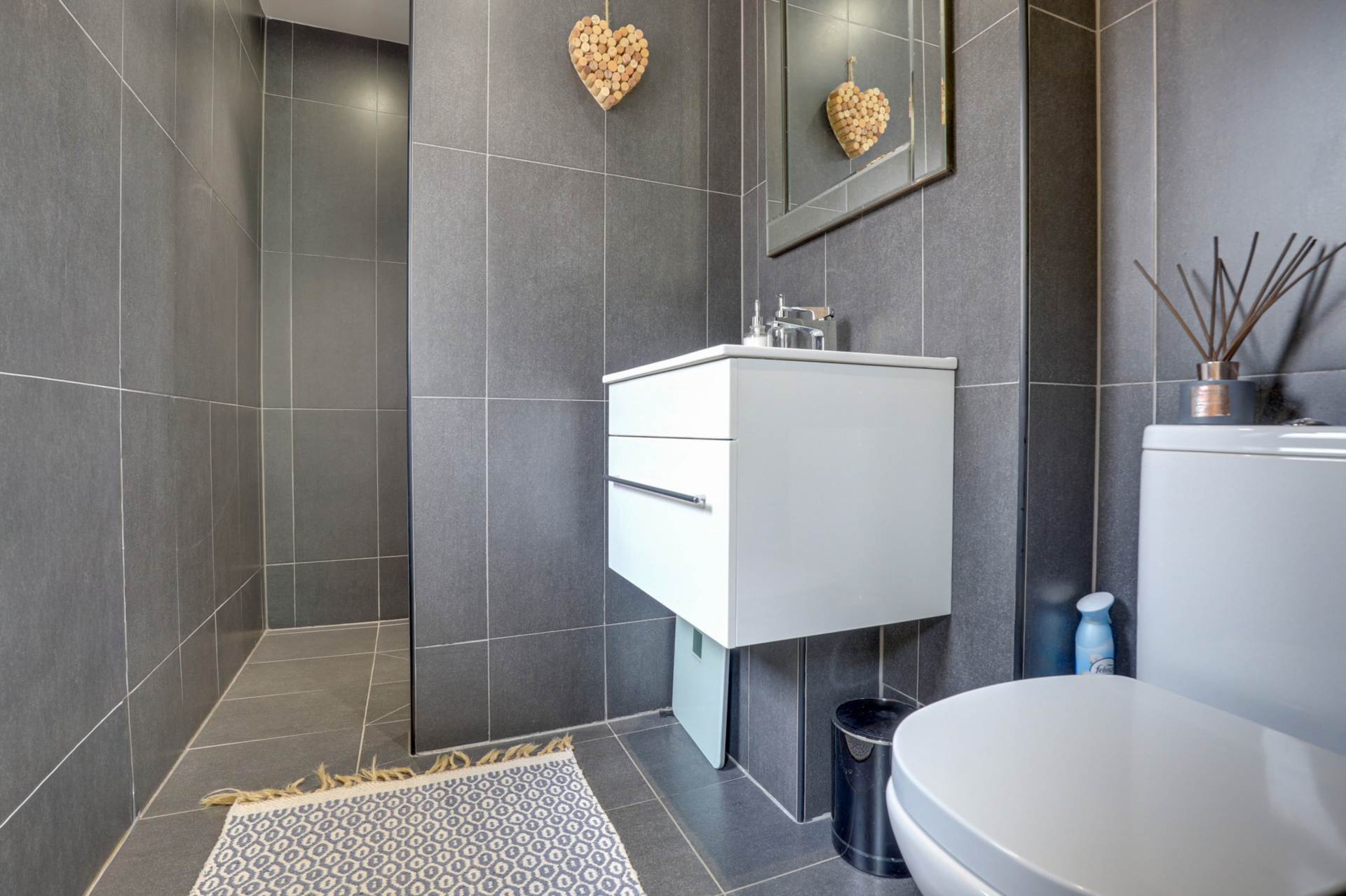 Additional Property Image 3 bedroom Detached for sale in Reading 22