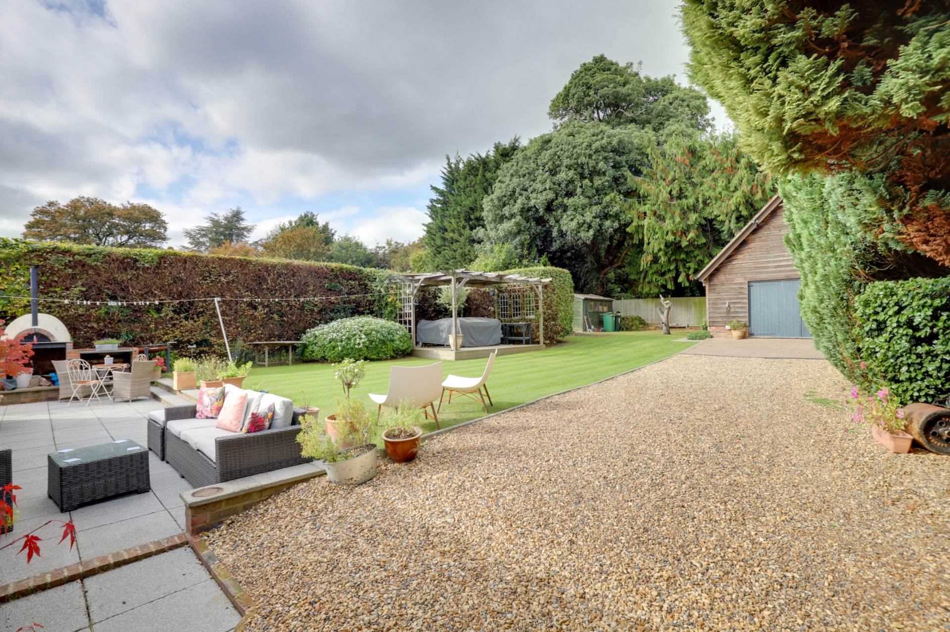 Additional Property Image 3 bedroom Detached for sale in Reading 24