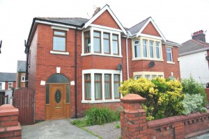 3 bedroom Semi Detached to rent in Blackpool