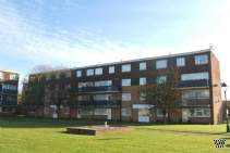 3 bedroom Apartment for sale in Lytham St Annes