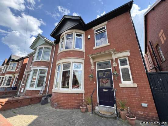 4 bedroom Semi Detached for sale in Blackpool