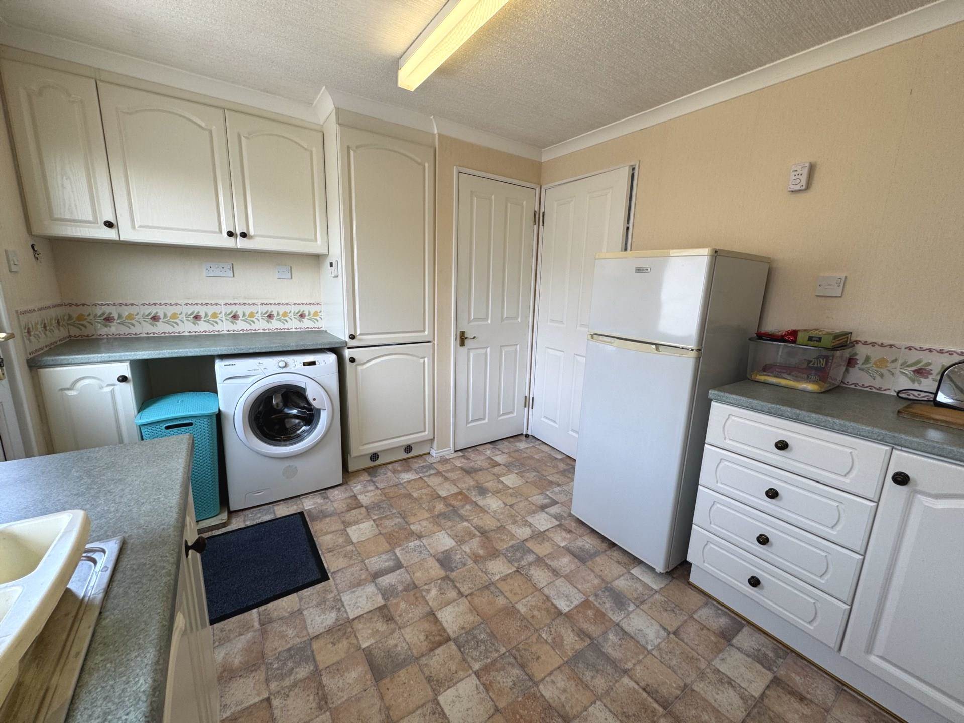 Additional Property Image 2 bedroom Park Home for sale in Blackpool 5