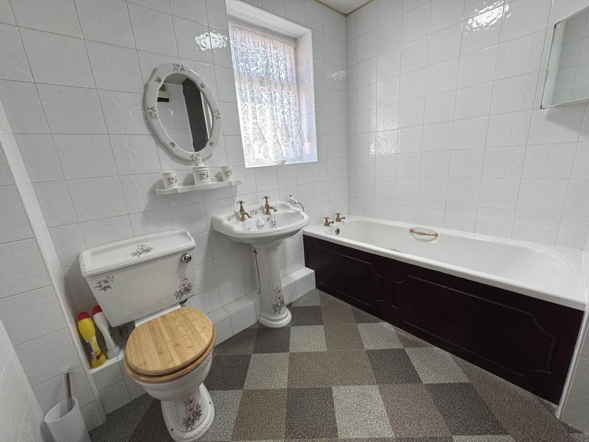 Additional Property Image 2 bedroom Flat for sale in Blackpool 7