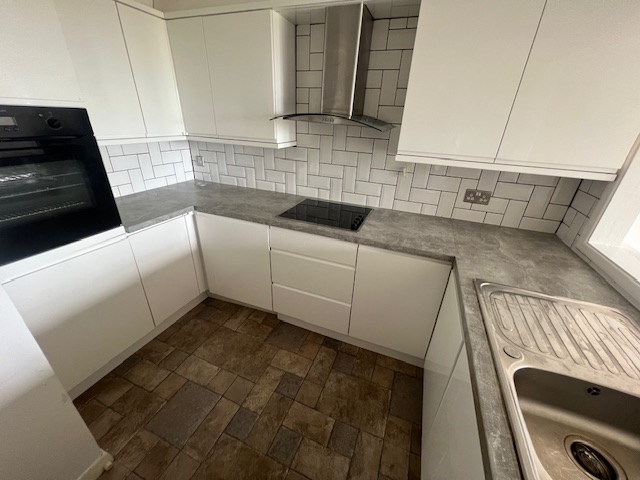 Additional Property Image 2 bedroom Flat to rent in Exmouth 4
