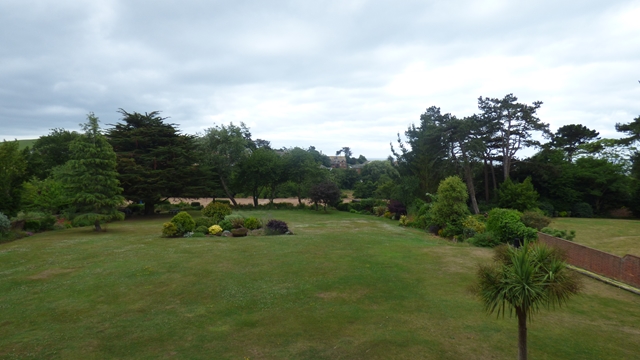 Additional Property Image 2 bedroom Flat to rent in Exmouth 8
