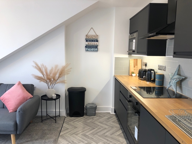 Additional Property Image 2 bedroom Flat to rent in Exmouth 3