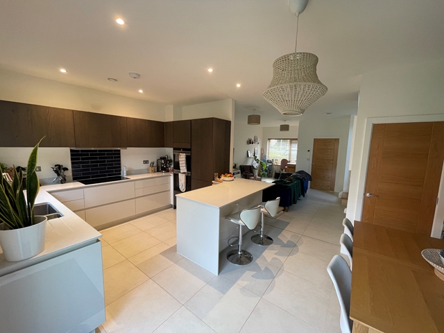 Additional Property Image 3 bedroom Detached to rent in Exeter 3