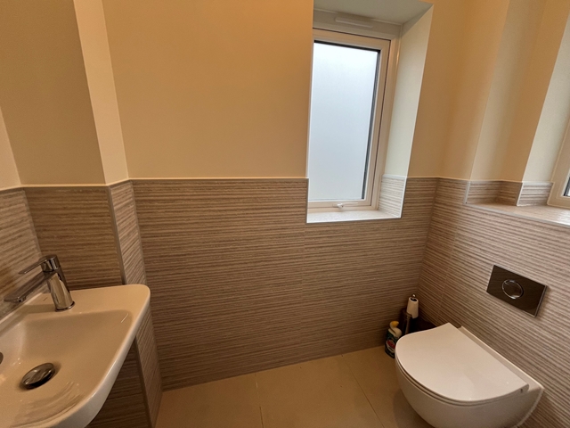 Additional Property Image 3 bedroom Detached to rent in Exeter 10