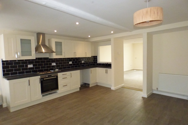 Additional Property Image 2 bedroom Terraced to rent in Topsham 2