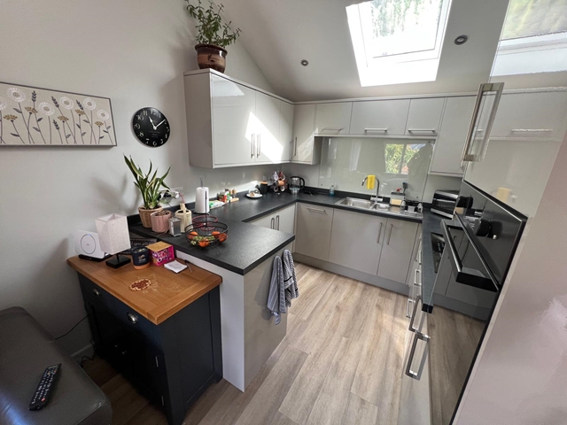 Additional Property Image 2 bedroom Bungalow to rent in Exton 3