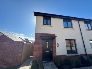 3 bedroom Semi Detached to rent in Topsham