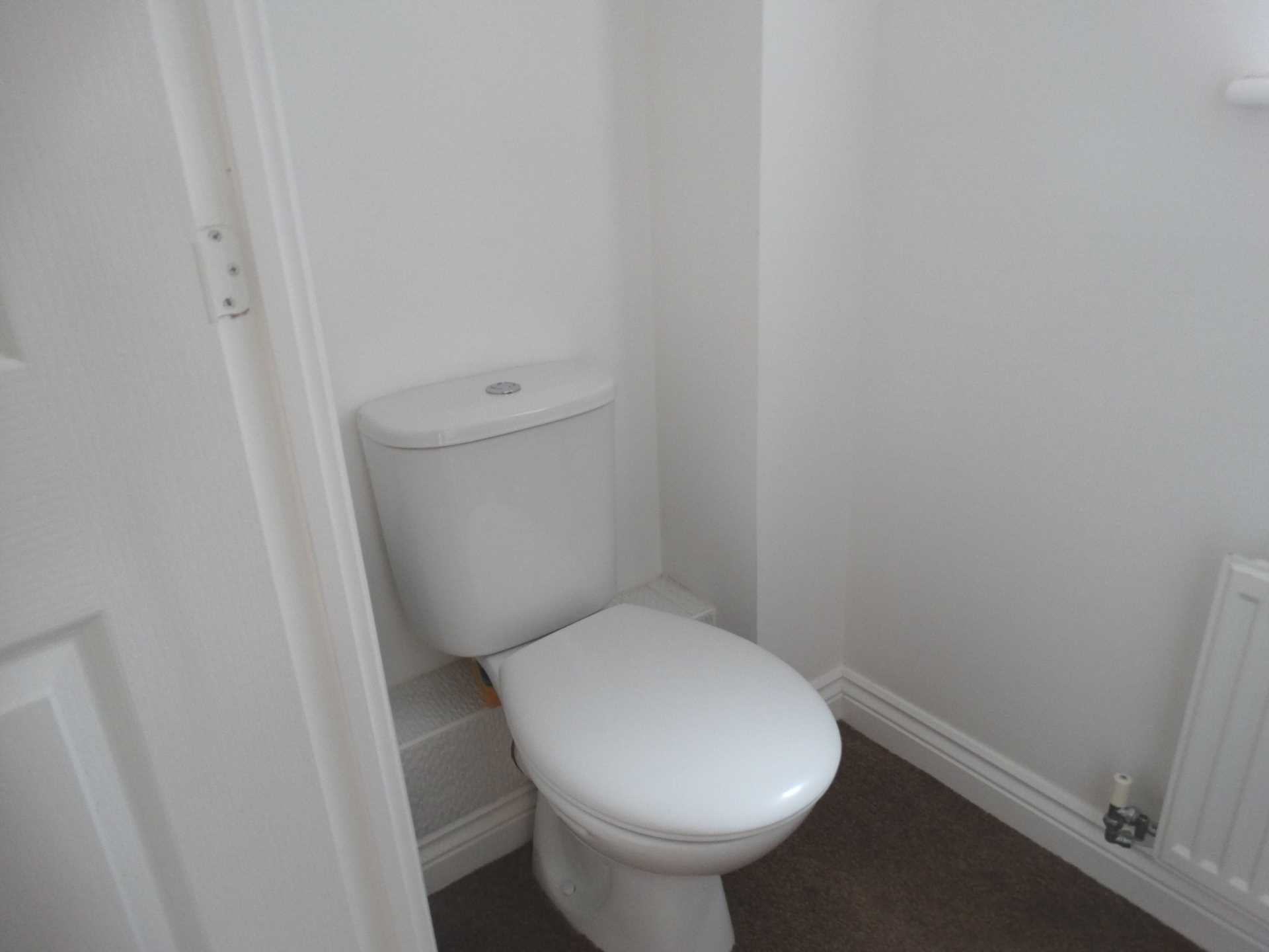 Additional Property Image 3 bedroom Terraced to rent in Hailsham 8