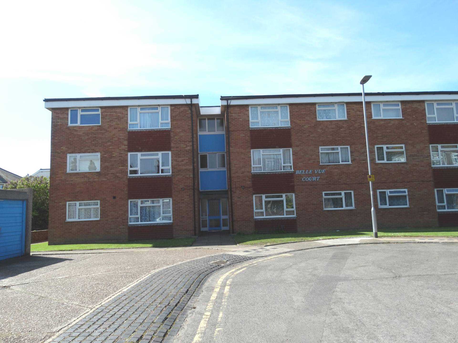 2 bedroom Flat to rent in Eastbourne