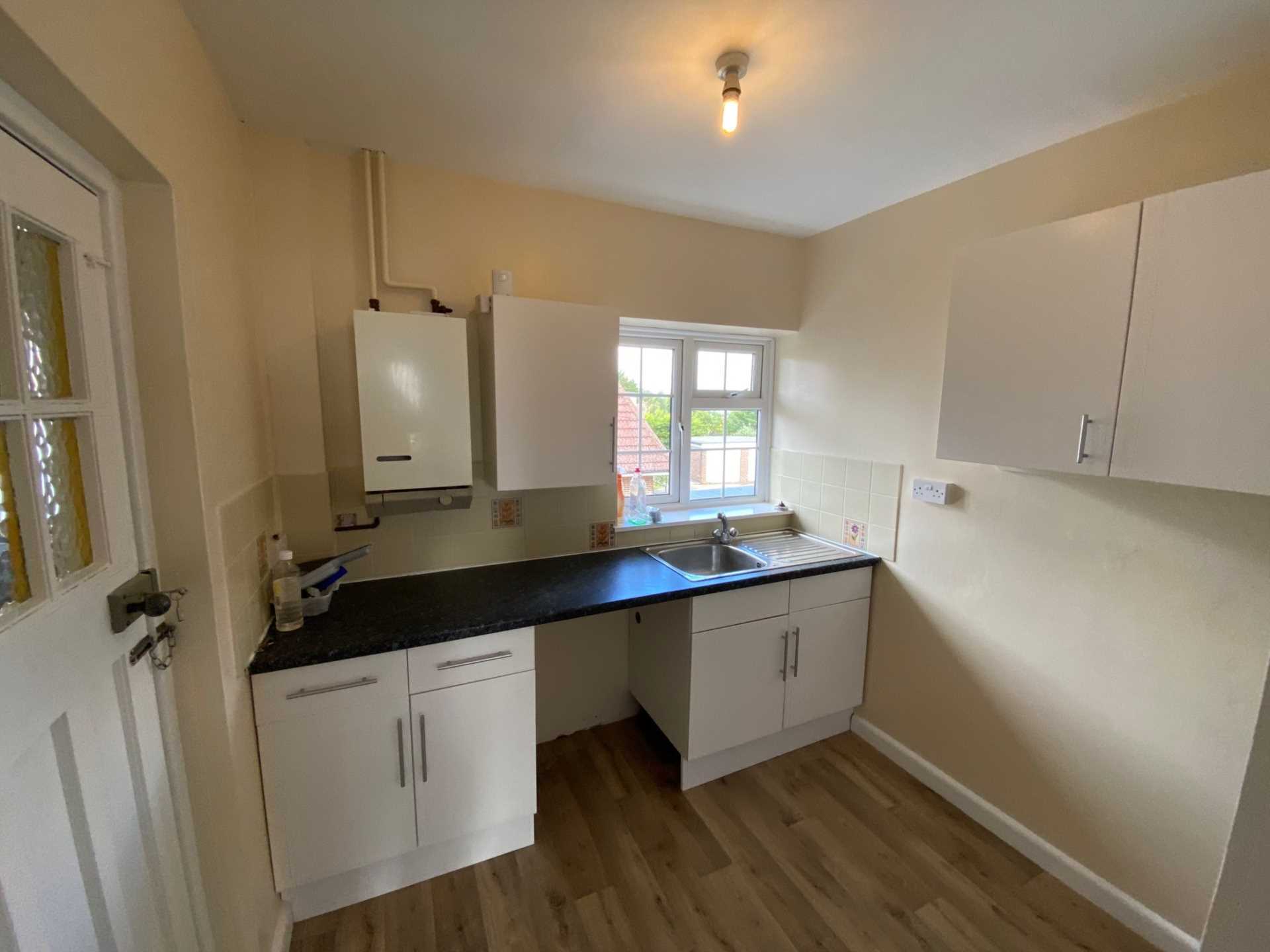 Additional Property Image 2 bedroom Flat to rent in Eastbourne 3