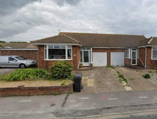 2 bedroom Bungalow to rent in Eastbourne