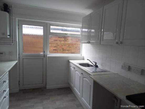 Additional Property Image 2 bedroom Bungalow to rent in Eastbourne 2
