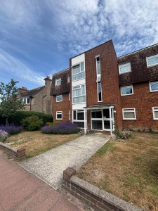 2 bedroom Flat for sale in Eastbourne
