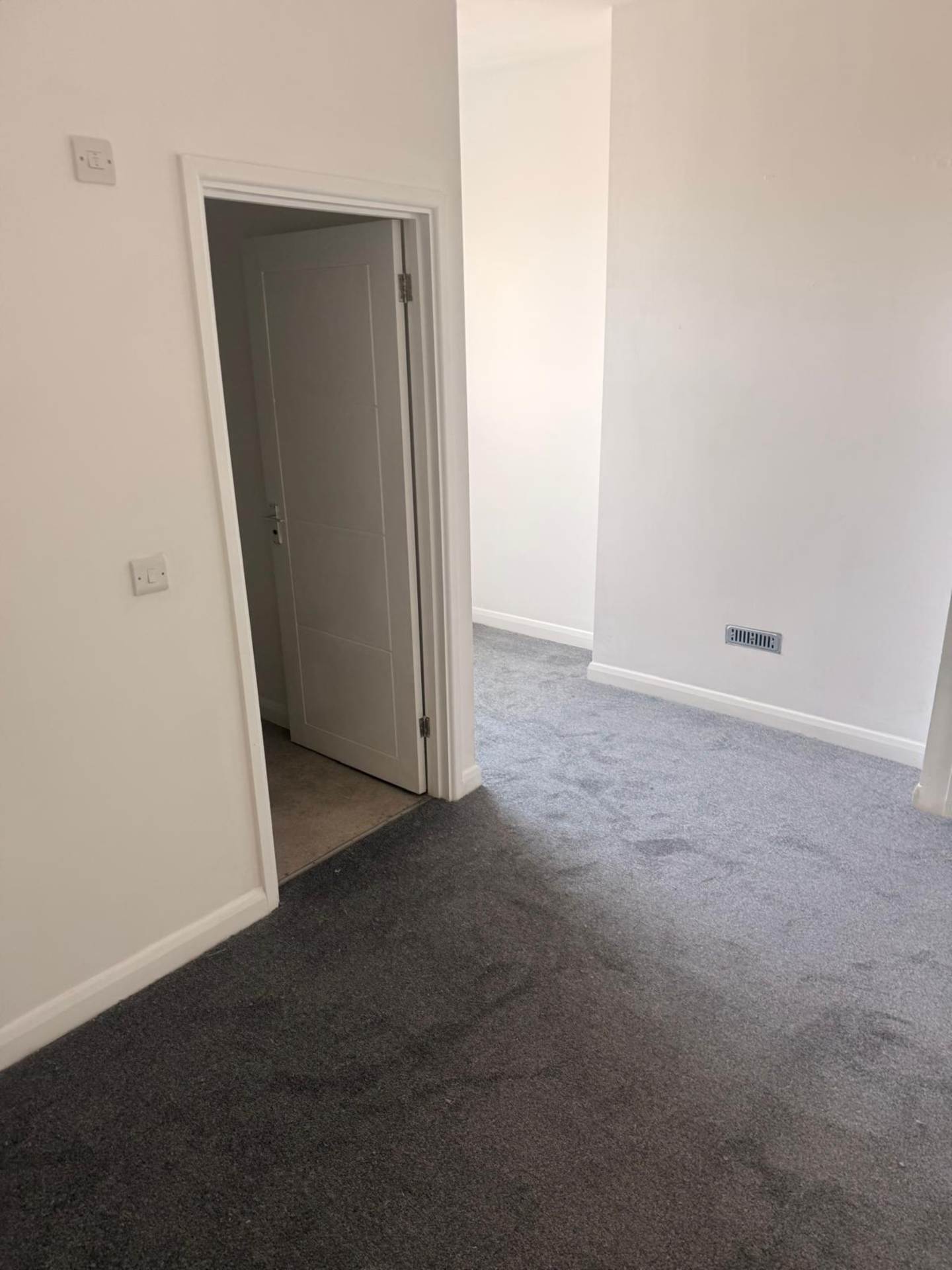 Additional Property Image 1 bedroom Flat to rent in Eastbourne 2