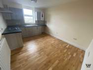 2 bedroom Flat to rent in London
