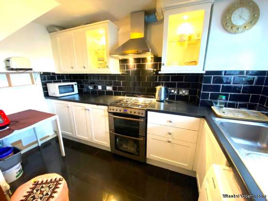 Additional Property Image 2 bedroom Maisonette for sale in London 3