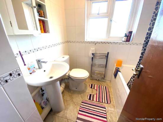 Additional Property Image 2 bedroom Maisonette for sale in London 7