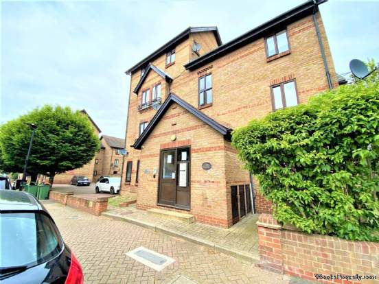 Additional Property Image 2 bedroom Flat for sale in London 2