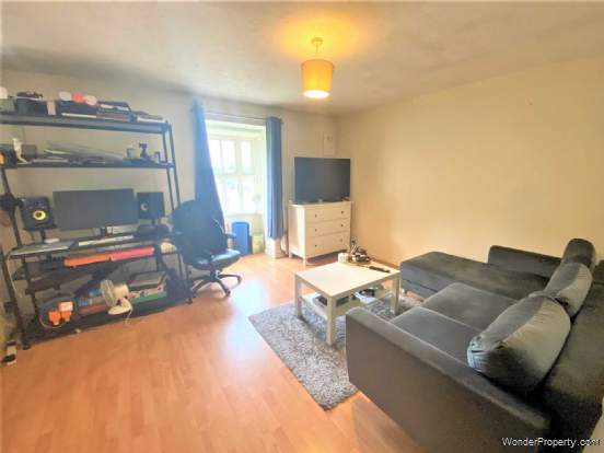 Additional Property Image 1 bedroom Flat for sale in London 2