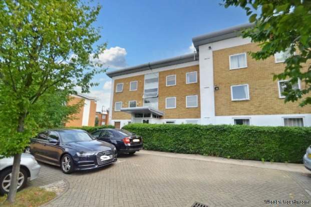2 bedroom Flat for sale in London