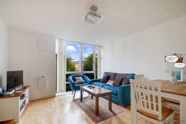 Additional Property Image 2 bedroom Flat for sale in London 3
