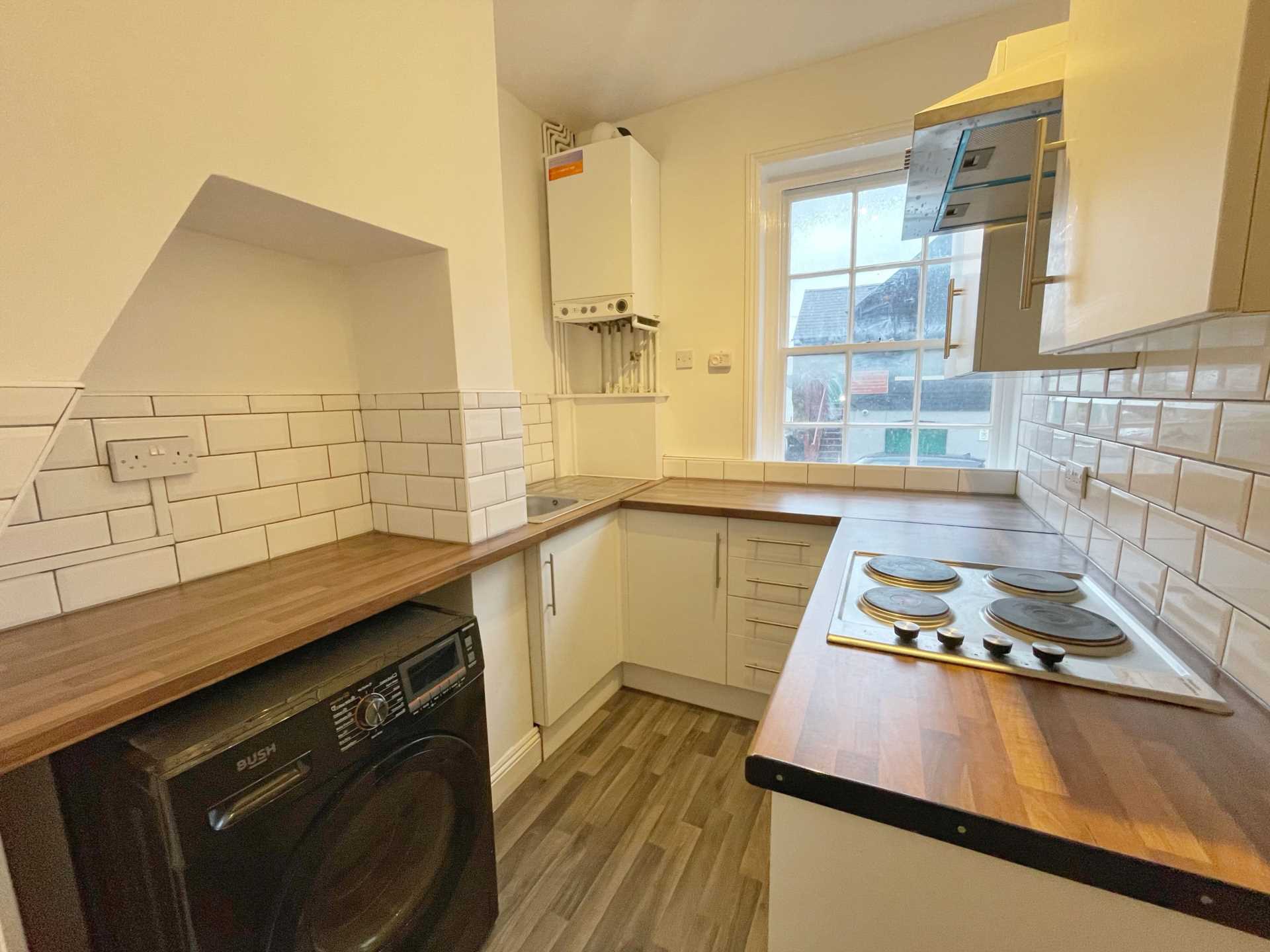 Additional Property Image 2 bedroom Flat to rent in Rochester 2