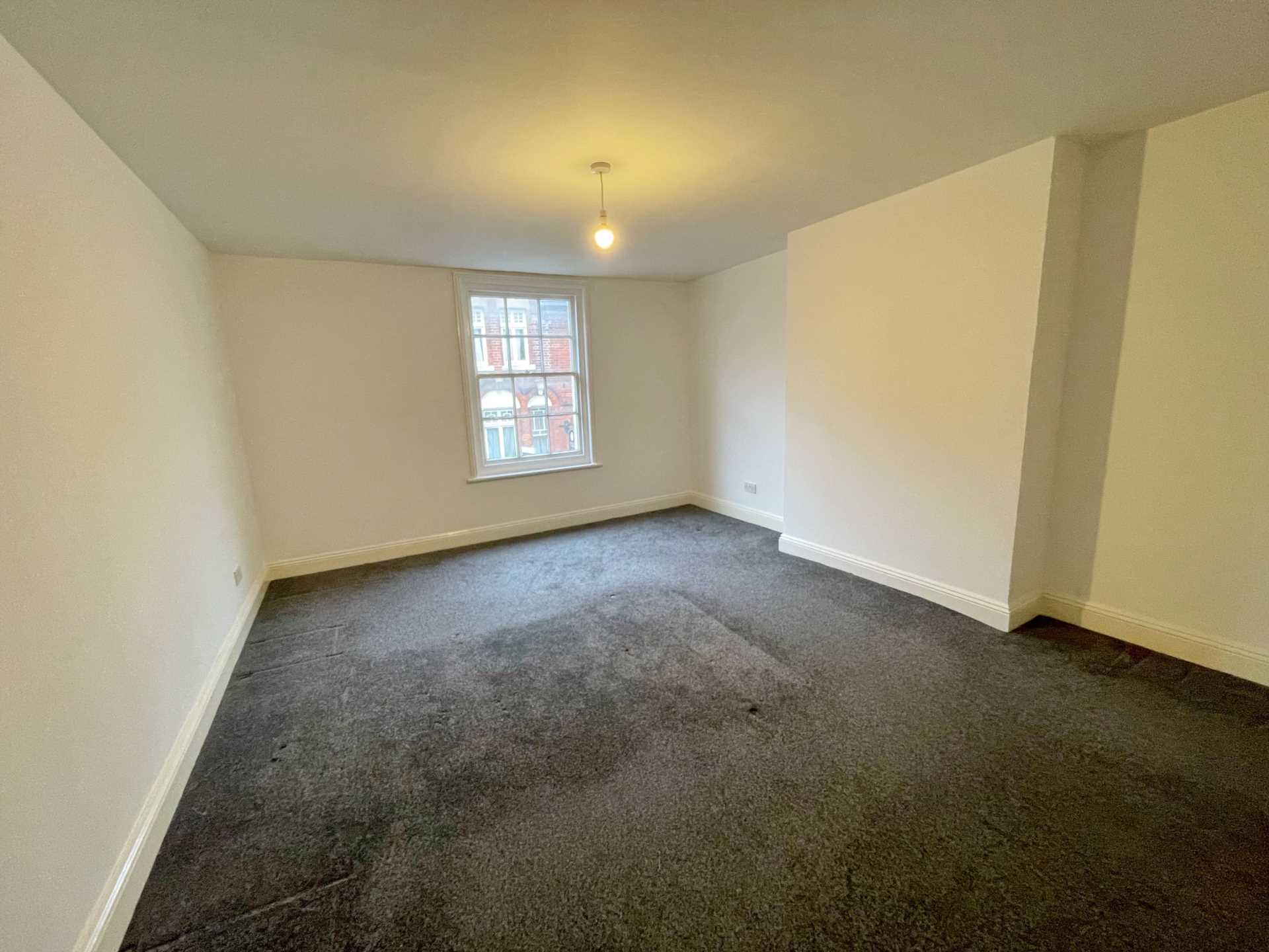 Additional Property Image 2 bedroom Flat to rent in Rochester 5