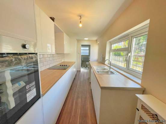 Additional Property Image 2 bedroom Terraced to rent in Rochester 2